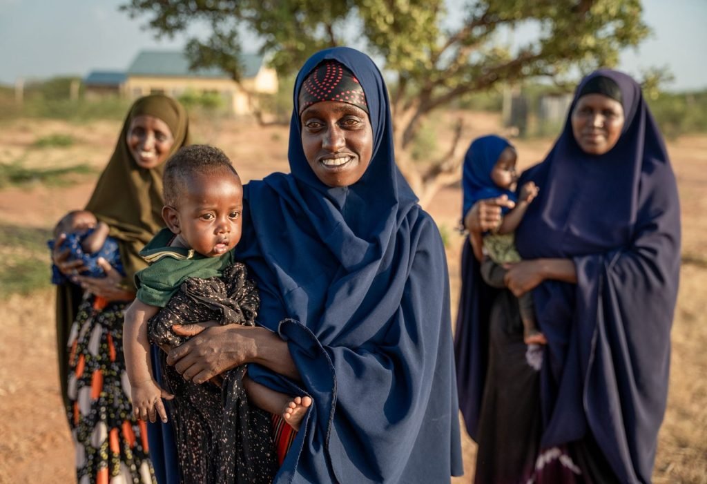 صندوق أبوظبي للتنمية / مشاريع تنموية تسهم في تحسين حياة أكثر من 1.3 مليون أسرة حول العالم
