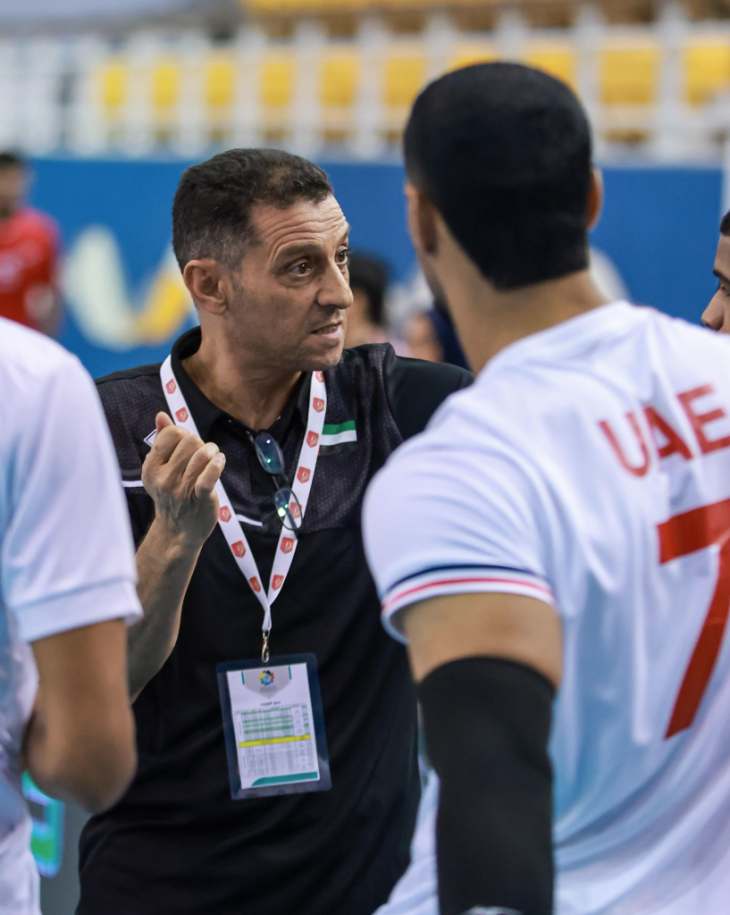 منتخب الكرة الطائرة يواجه نظيره القطري غداً في افتتاح مشواره الخليجي